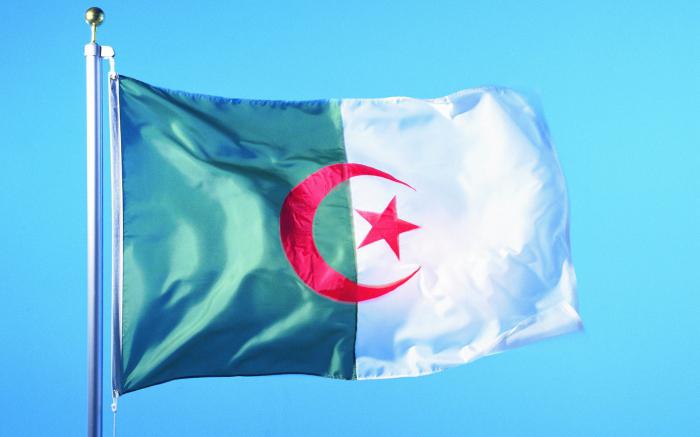 अल्जीरिया का ध्वज: देखें, अर्थ, इतिहास